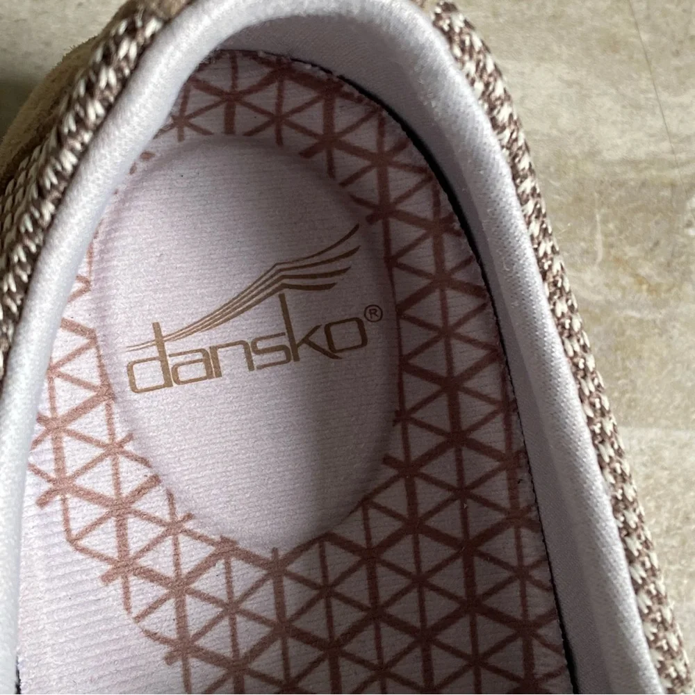 Dansko Paisley Walnut Waterproof Sneaker Vibram Sole Hiking Walking 41 - 10 US - Picture 8 of 9